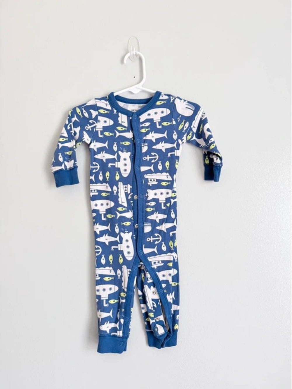 Carters Button Footless Sleeper 9M  Vguc